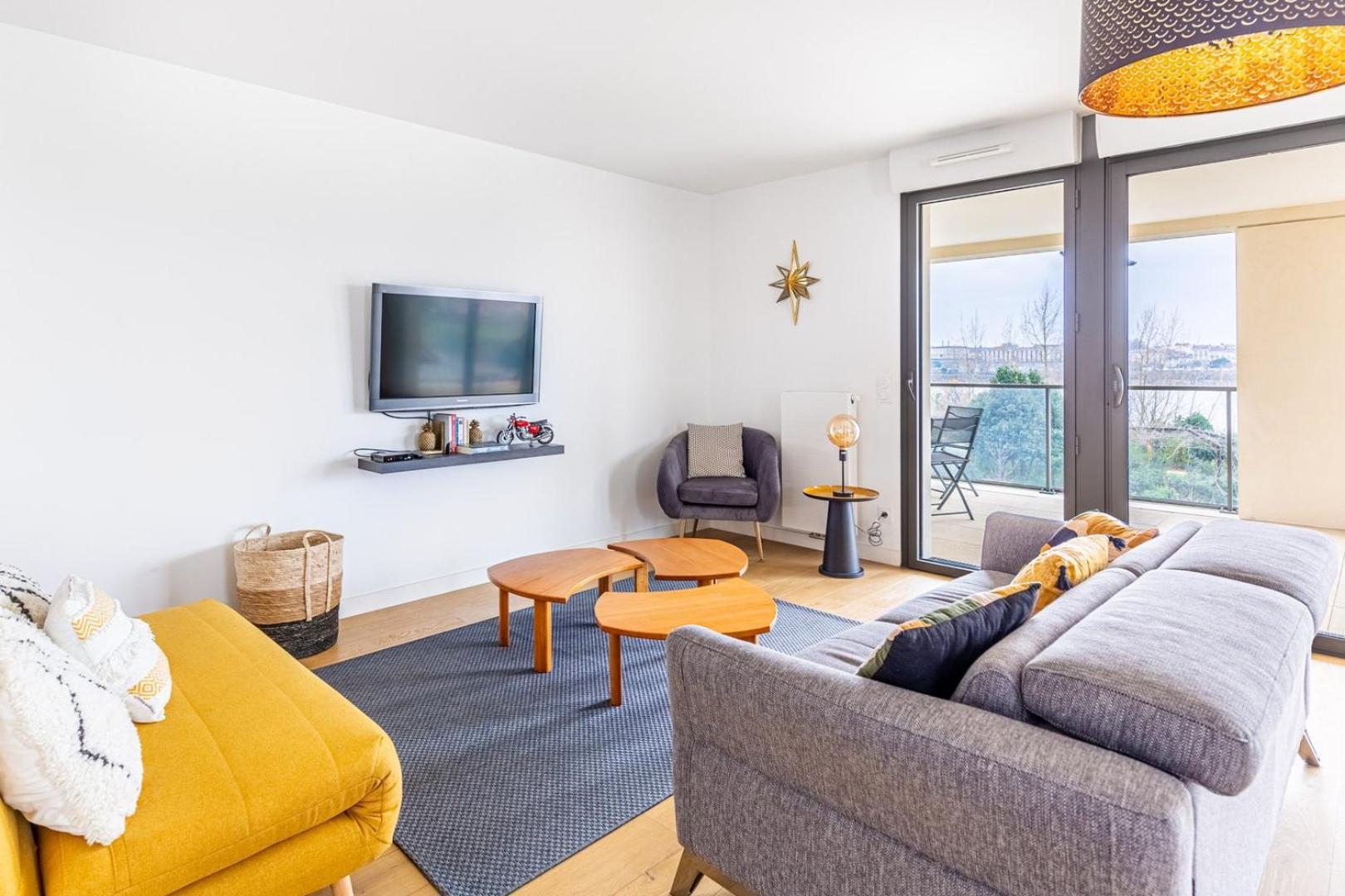 Guestready - Peaceful Escape In La Bastide Appartement Bordeaux Buitenkant foto